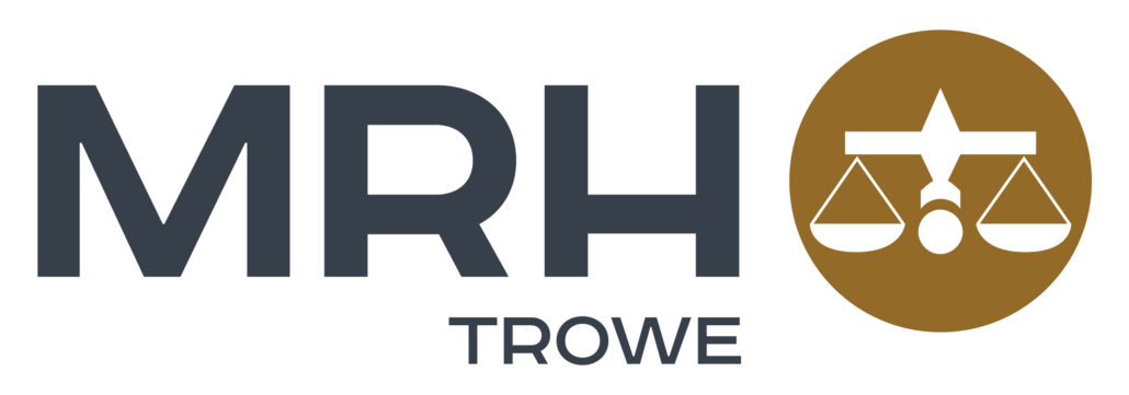 02R_MRH TROWE_Holding_2C.indd